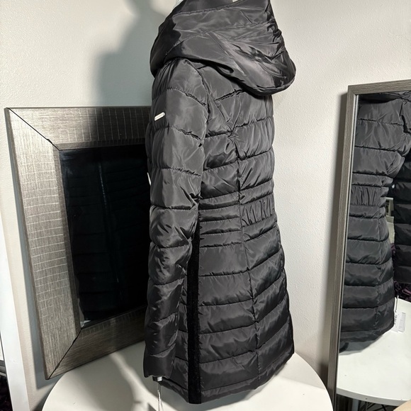 NWT Laundry by Shelli Segal woman’s puffer winter coat, size small - Picture 6 of 15